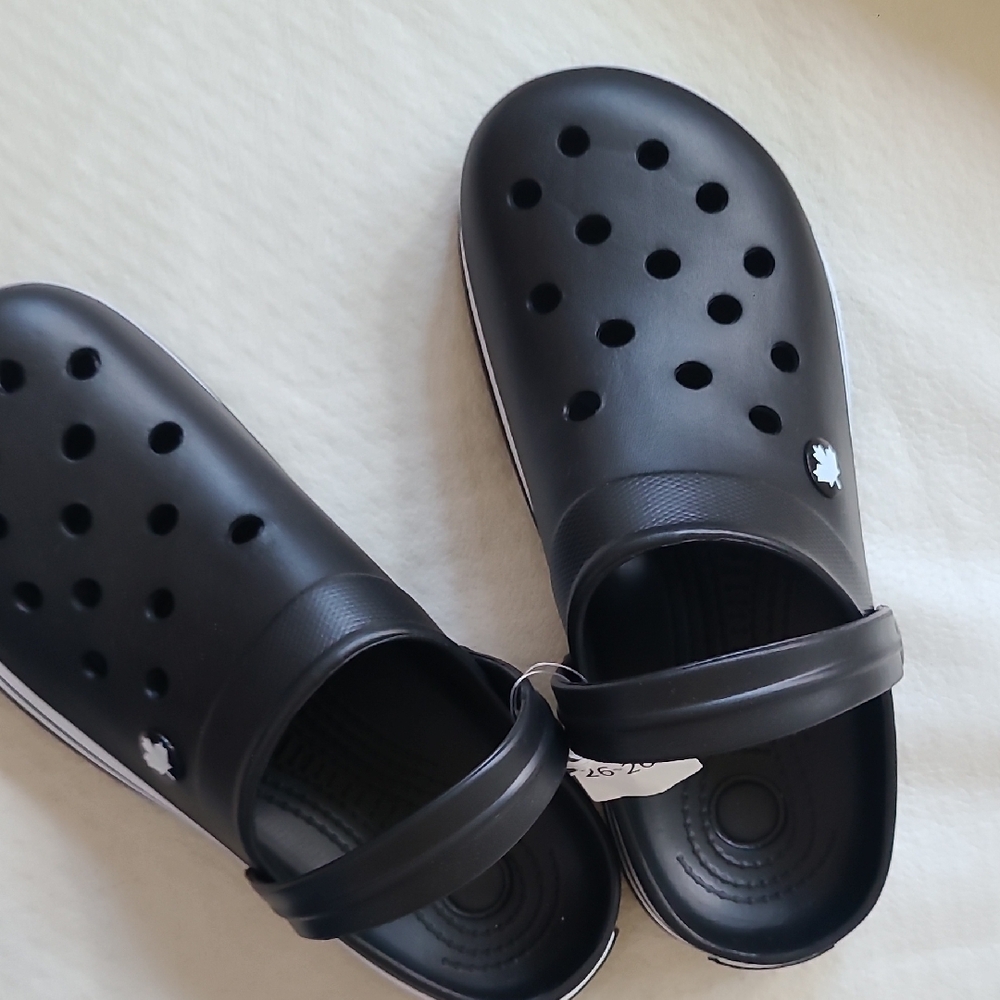 NWT Black Slip-On Clogs, Water Shoes, Big Boys, US Size 8 -8.5